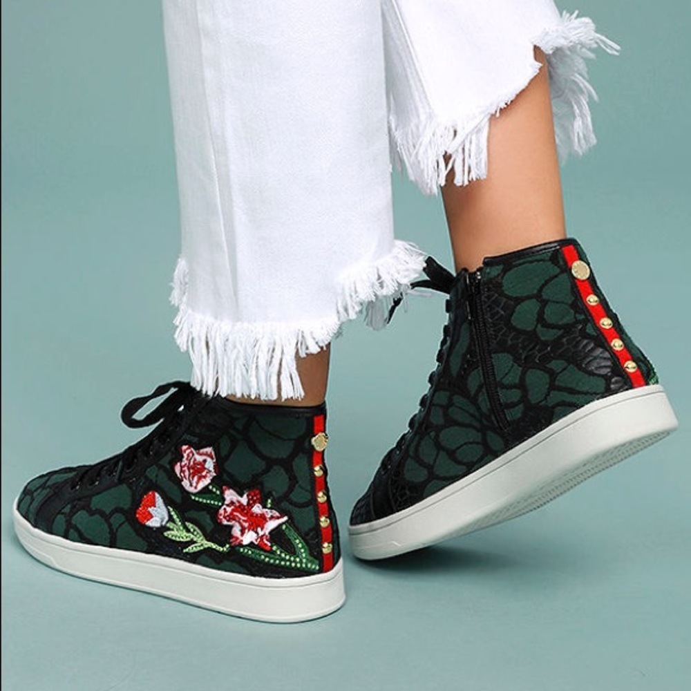 Steve Madden Embroidered Sneakers